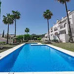 Lag - Spacious Townhouse With Private Jacuzzi And