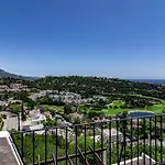 Lag - Spacious Townhouse With Private Jacuzzi And