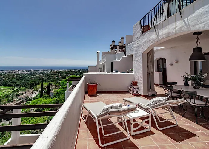 Lag - Spacious Townhouse With Private Jacuzzi And