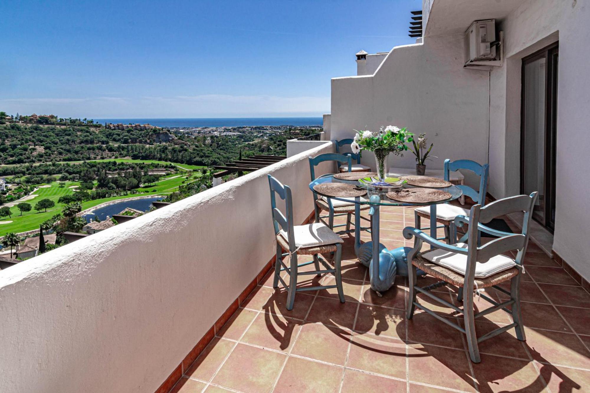 Lag - Spacious Townhouse With Private Jacuzzi And