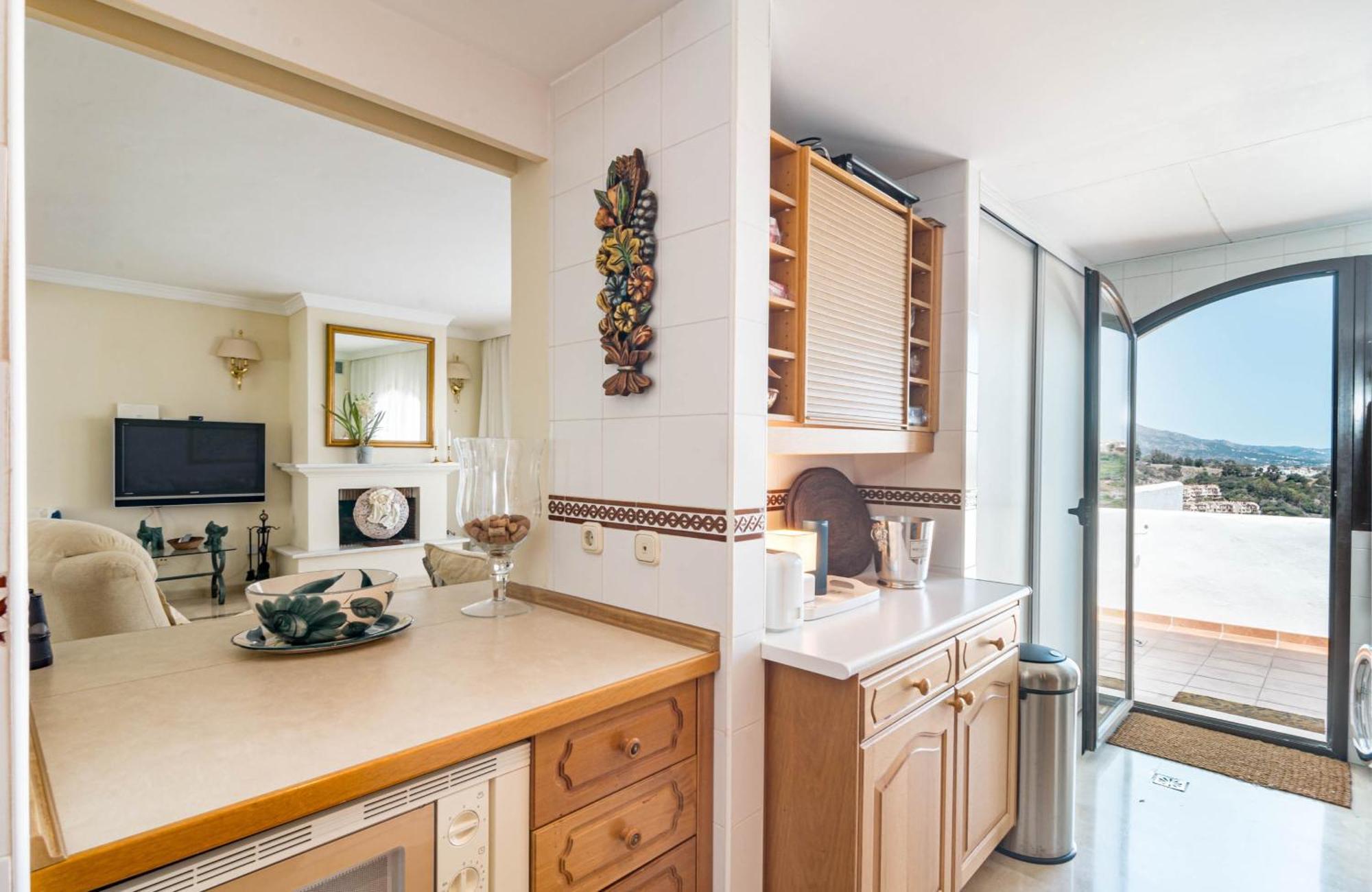 Lag - Spacious Townhouse With Private Jacuzzi And Marbella