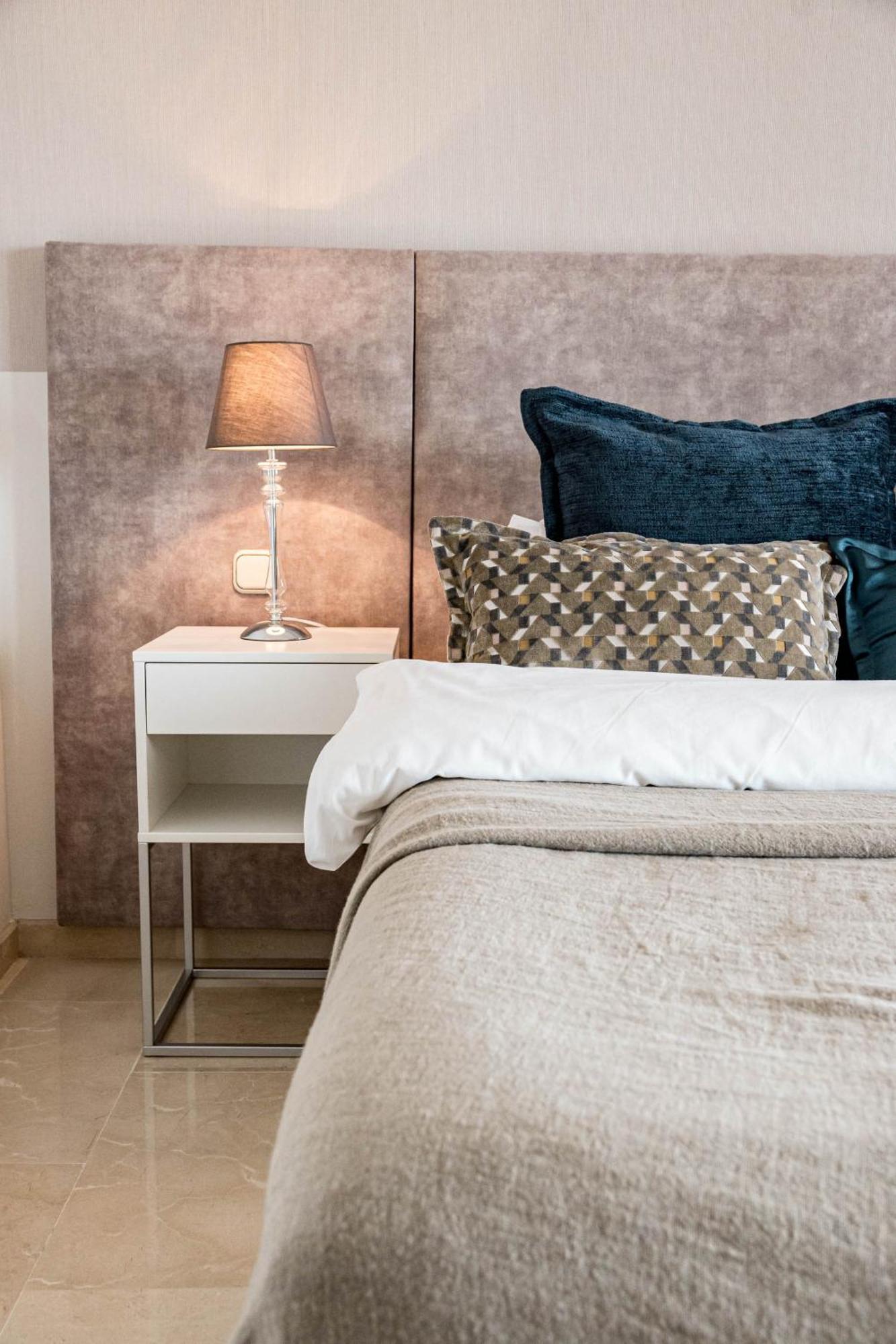 Lag - Spacious Townhouse With Private Jacuzzi And