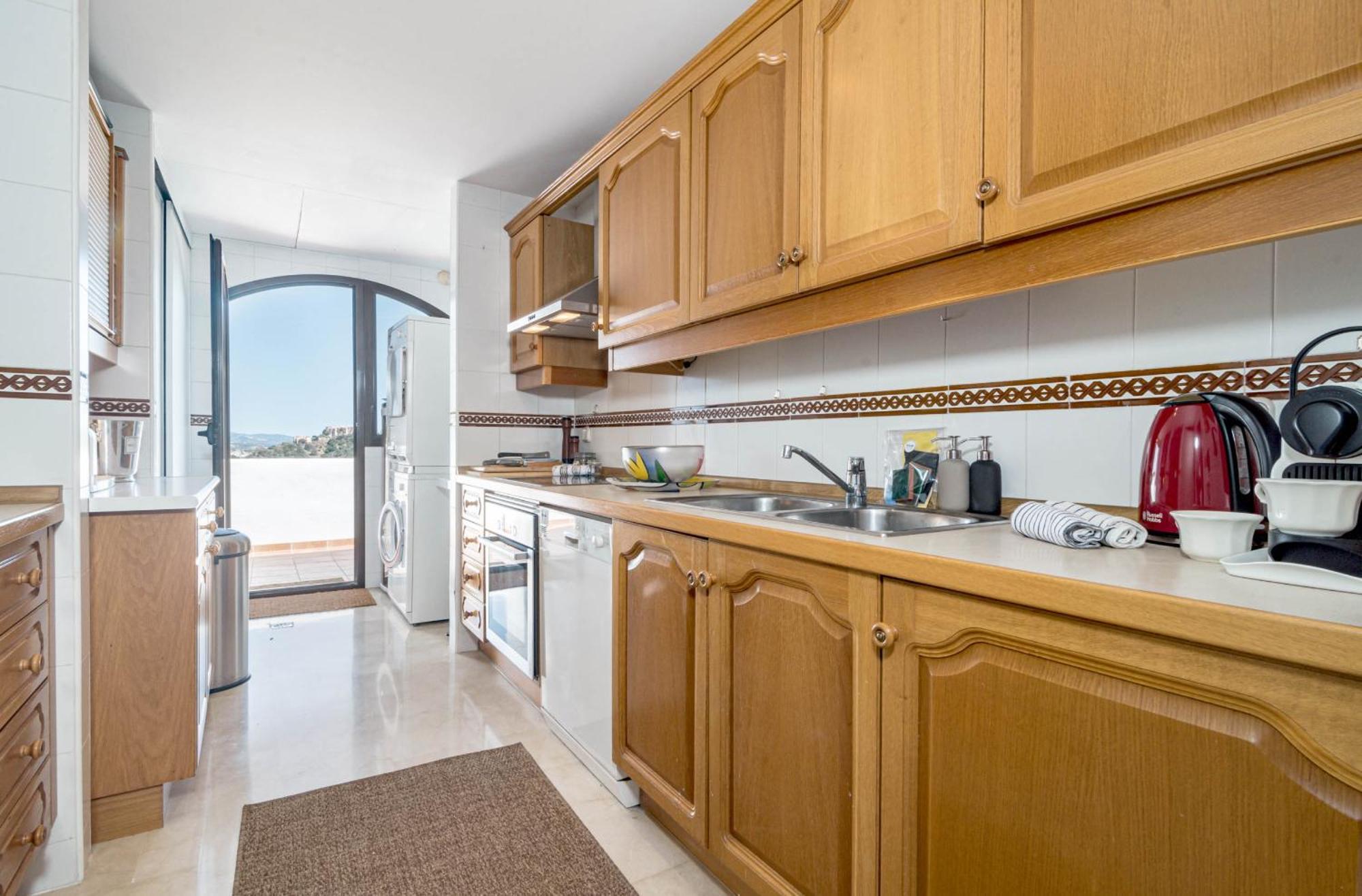 Lag - Spacious Townhouse With Private Jacuzzi And * Marbella